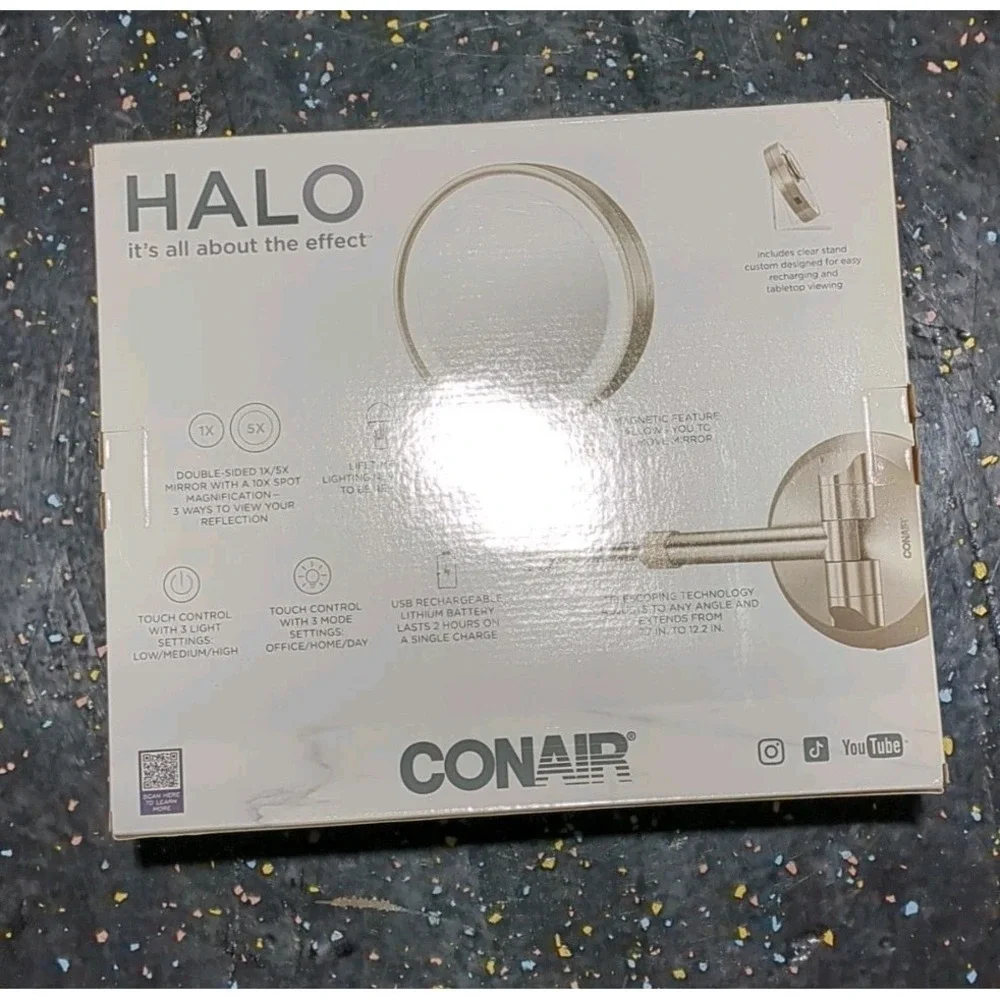 Conair‎ Wall‑Mount Lighted Makeup Mirror, Rechargeable